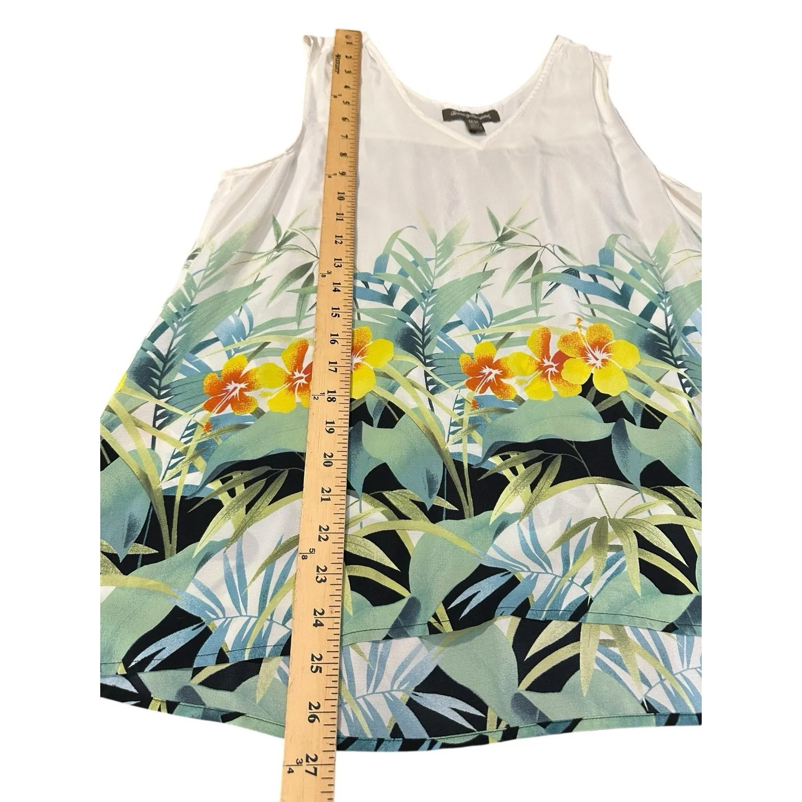 Tommy Bahama‎ 100% Silk Floral Garden Top Medium Tropical Shirt Hawaii #HH9-1 - Image 4