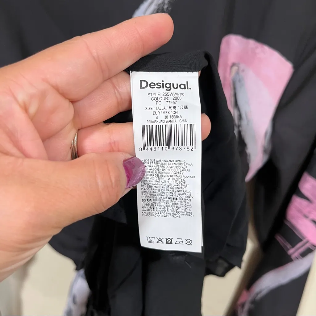 NWT Desigual Women's Asymmetric short dress with letters size small long sleeve - Image 9