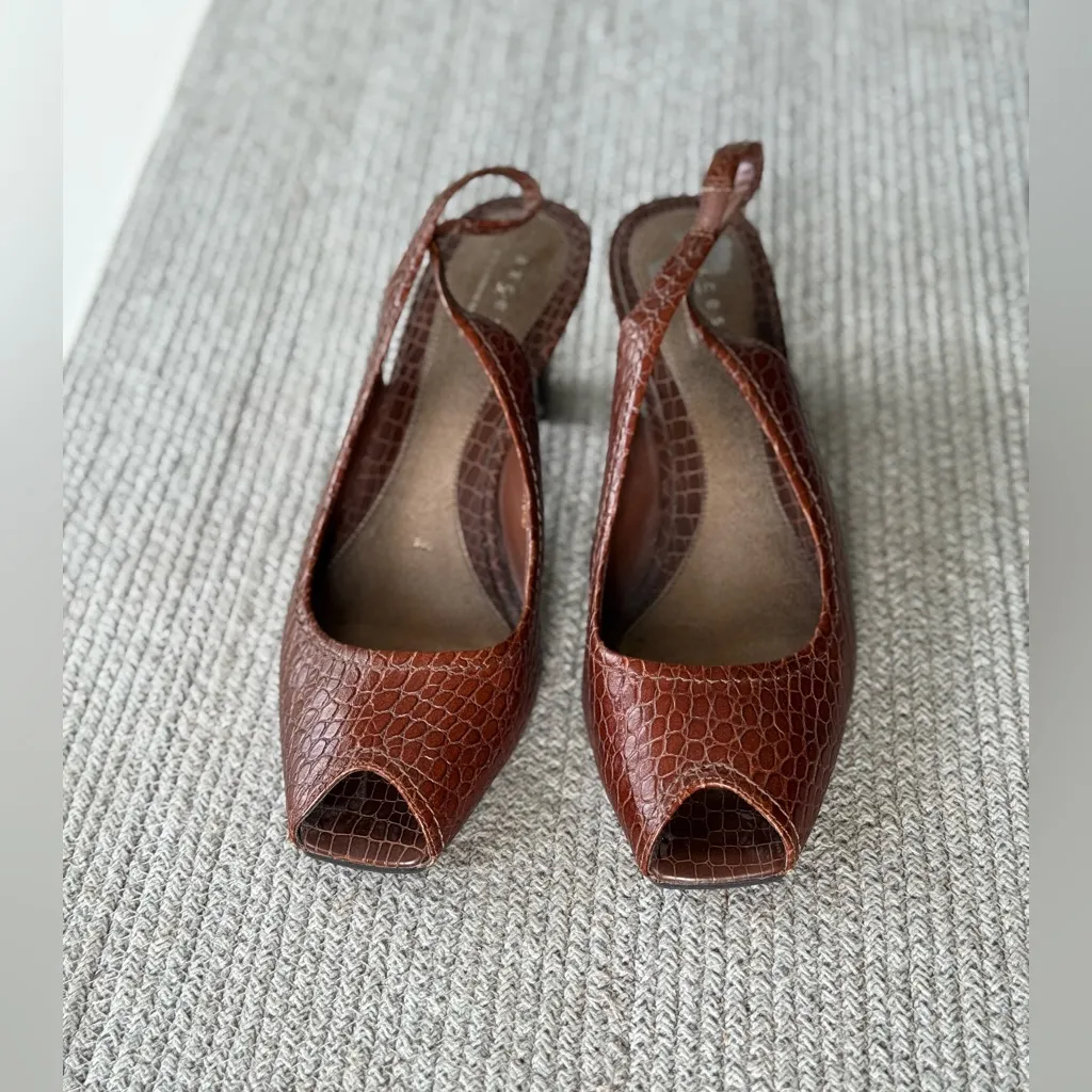 Vintage Axcess Liz Claiborne Brown Croc Leather Peeptoe Slingback Heels Size 9 - Image 3