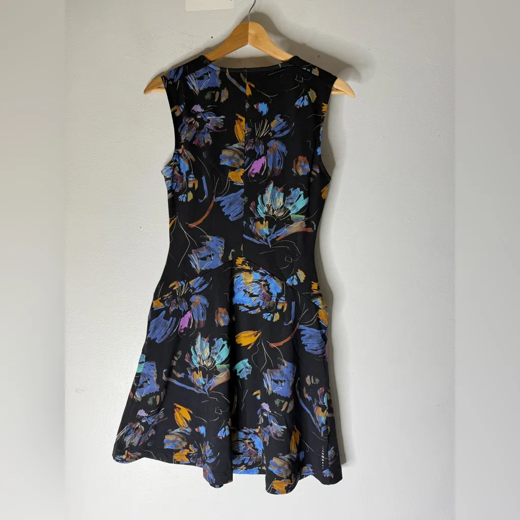 Title Nine On The Rocks Dress In Bali Bloom Floral XS - Image 3