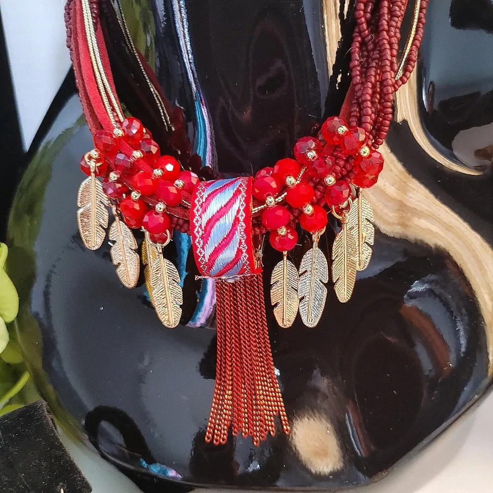 Trendy Red Boho Style Necklace Set - Image 3