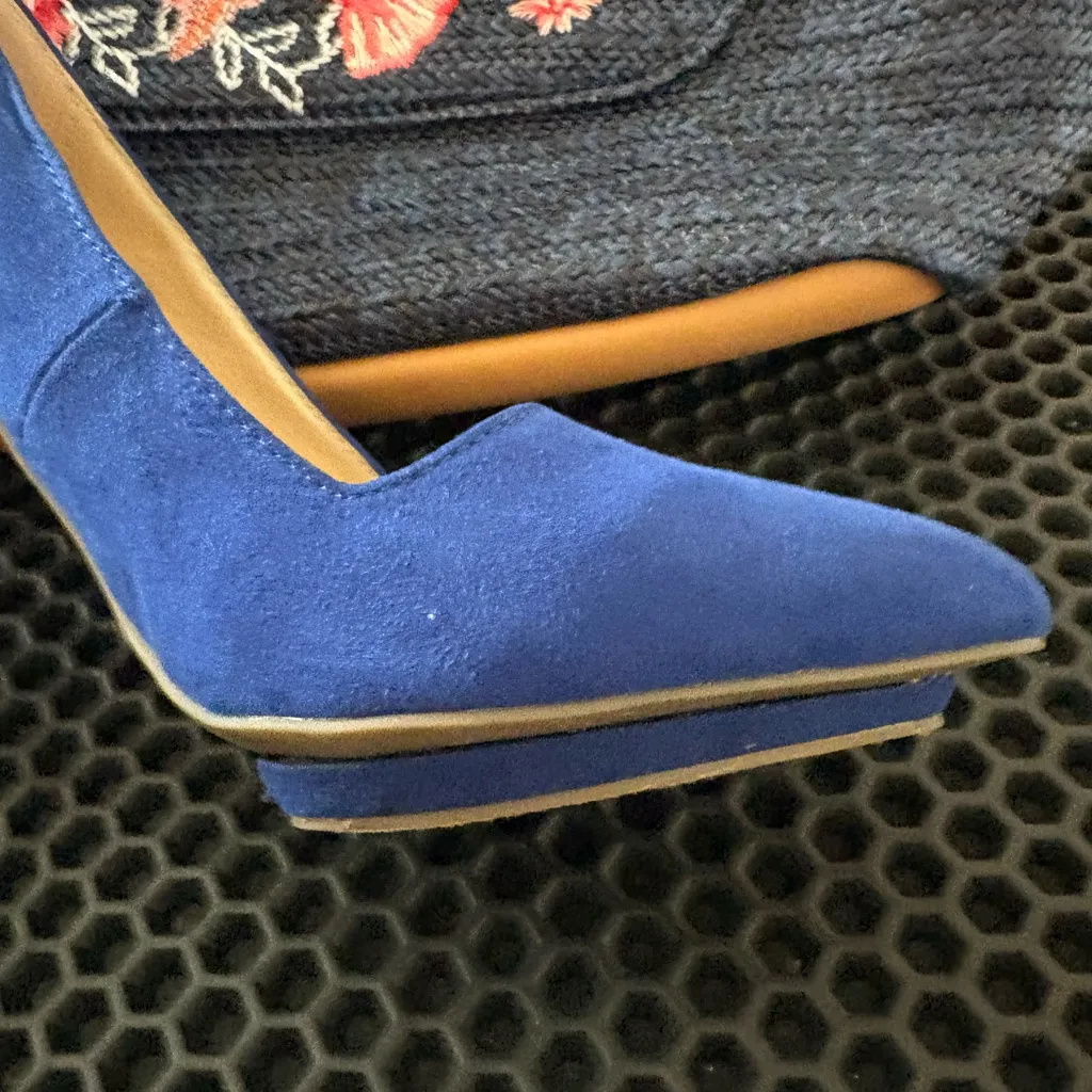 Charlotte Russe Royal Blue Heels - Image 4