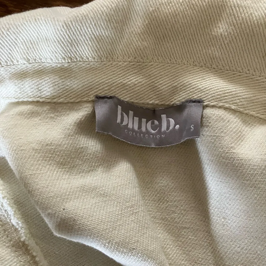 Blue B Collection Rhinestone Fringe White Denim Distressed Jacket Size S - Image 10