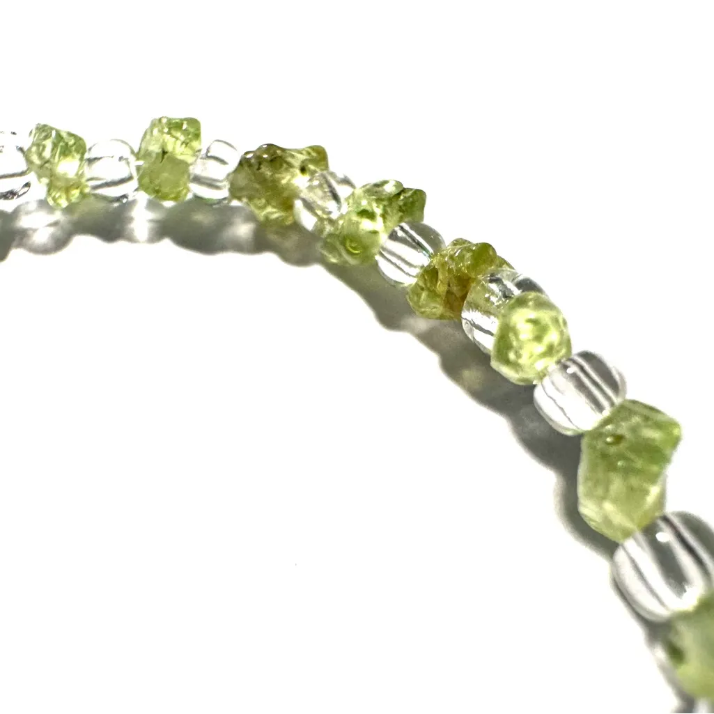 Artisan Crafted Bracelet featuring Genuine Peridot and Czech Glass Beads Blue - Image 4