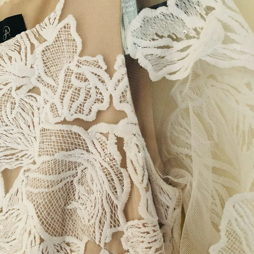 Adrianna Papell Embroidered Contrast Evening Gown Black Ivory Women's Size 2 - Image 8