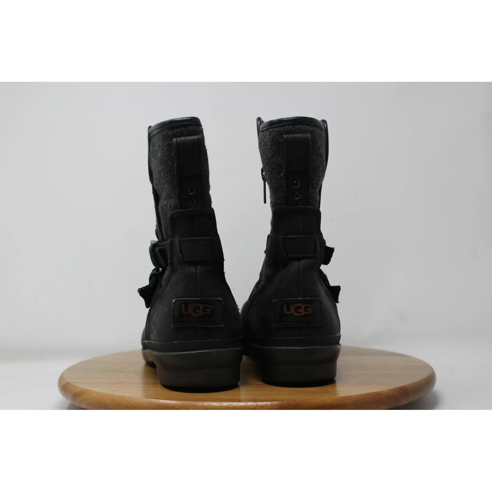 UGG  Simmens Boots Sz 8 Black Leather Waterproof Shearling Lined Buckle Side Zip - Image 8