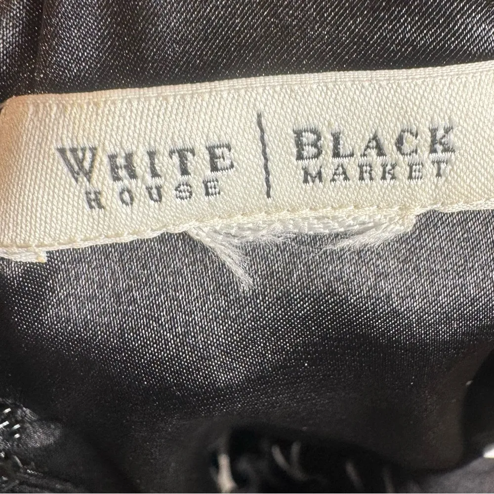White House Black Market 100% silk black and white circle print dress size 4 - Image 5