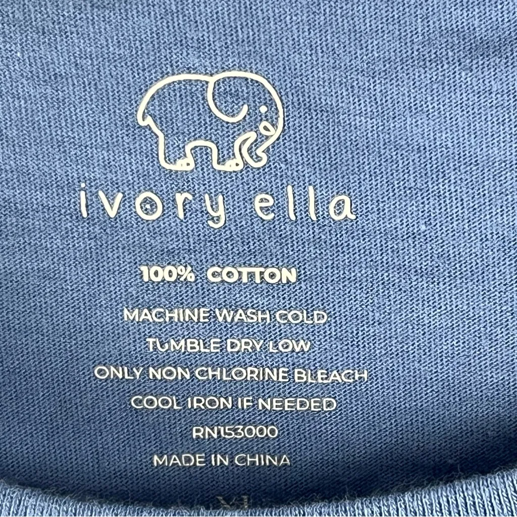 IVORY ELLA 100% Cotton Blue Winter Graphic Long Sleeves Crewneck Tee, Size XL - Image 3
