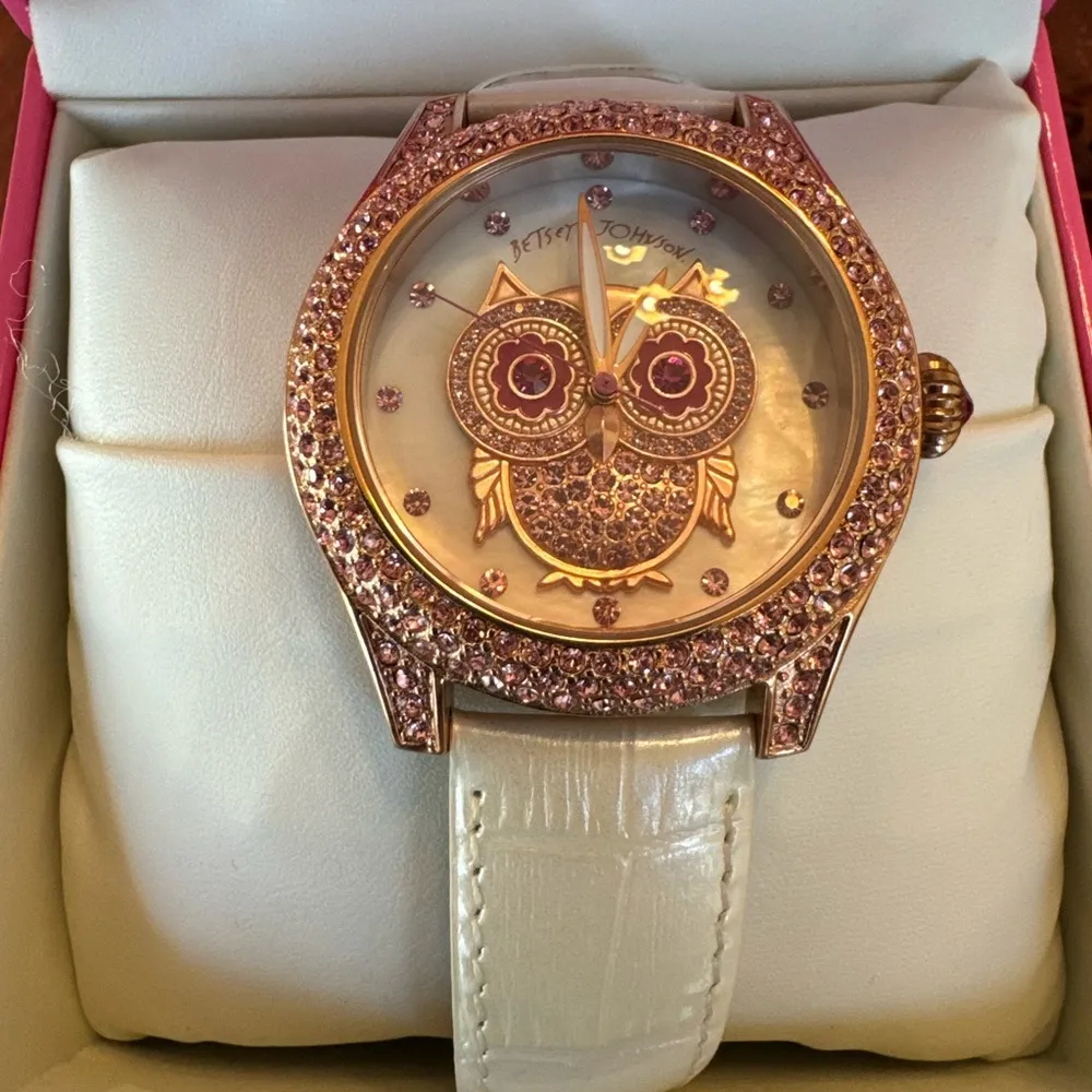 Betsy Johnson watch - Image 2