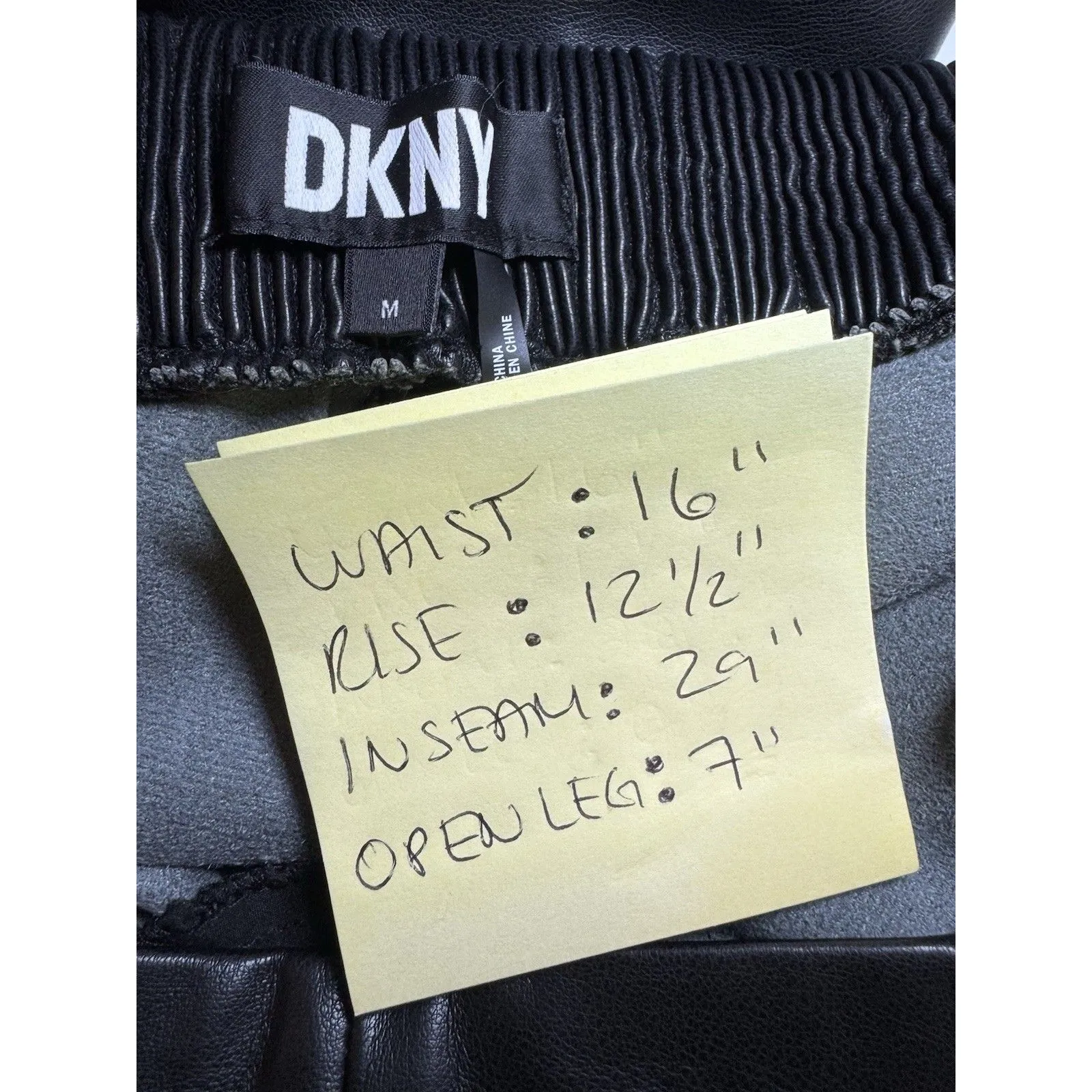 Women's DKNY Jeans Faux Leather BLACK  Pants Size M  BUT … READ DESCRIPTION  PLE - Image 10