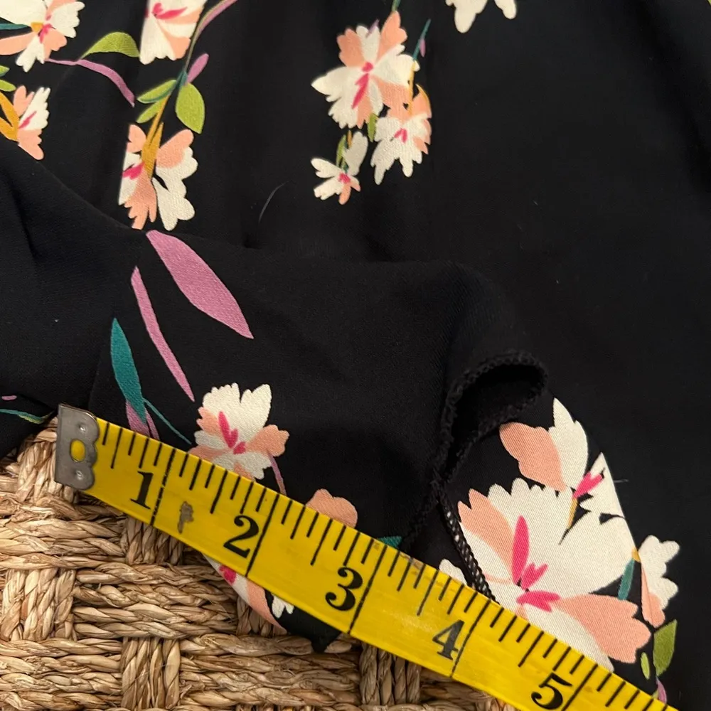 🌼Revolve Floral romper - Image 6