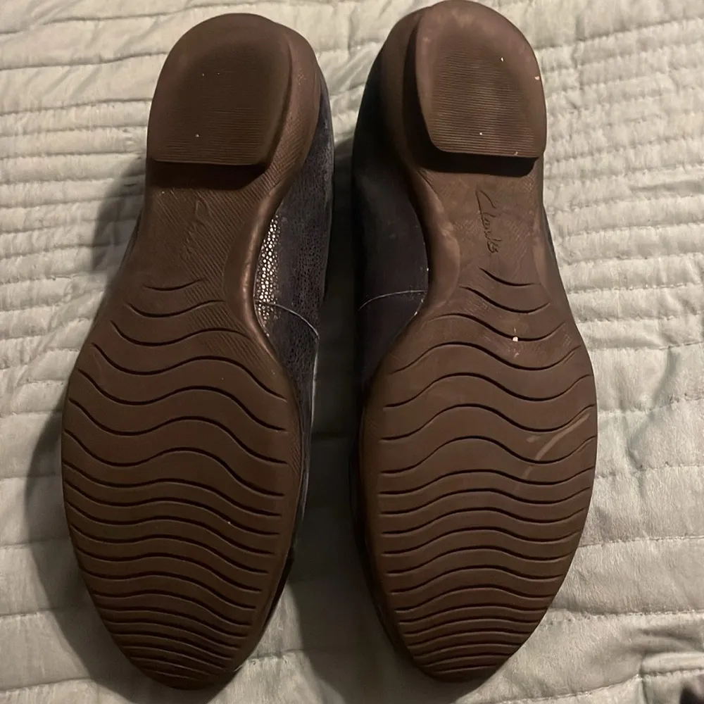 Clarks Women's Neenah Garden Ballet Flat Black and Blue Size 7 Comfort Casual - Image 7