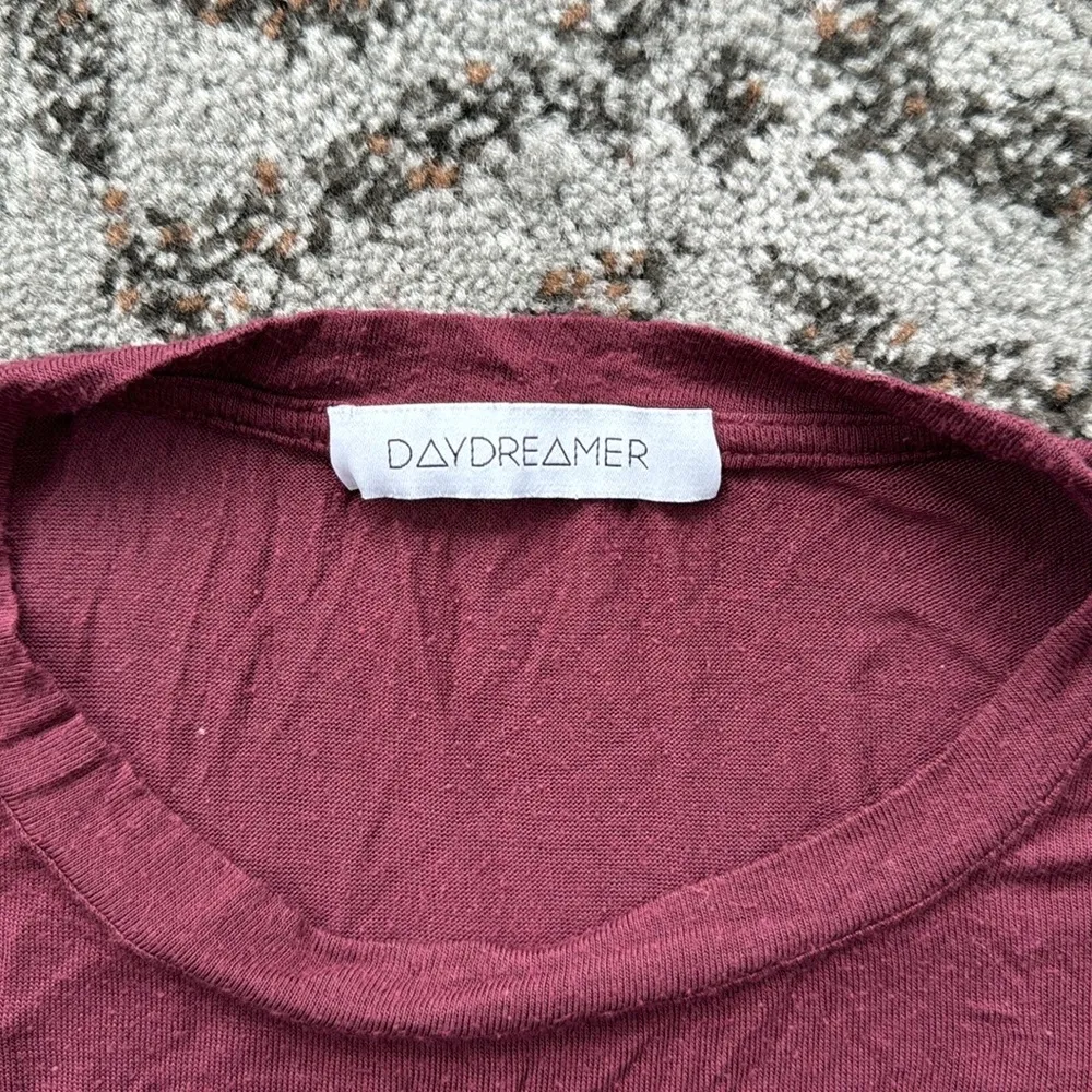 Daydreamer Queen Short Sleeve Band Tee Maroon Small - Image 3