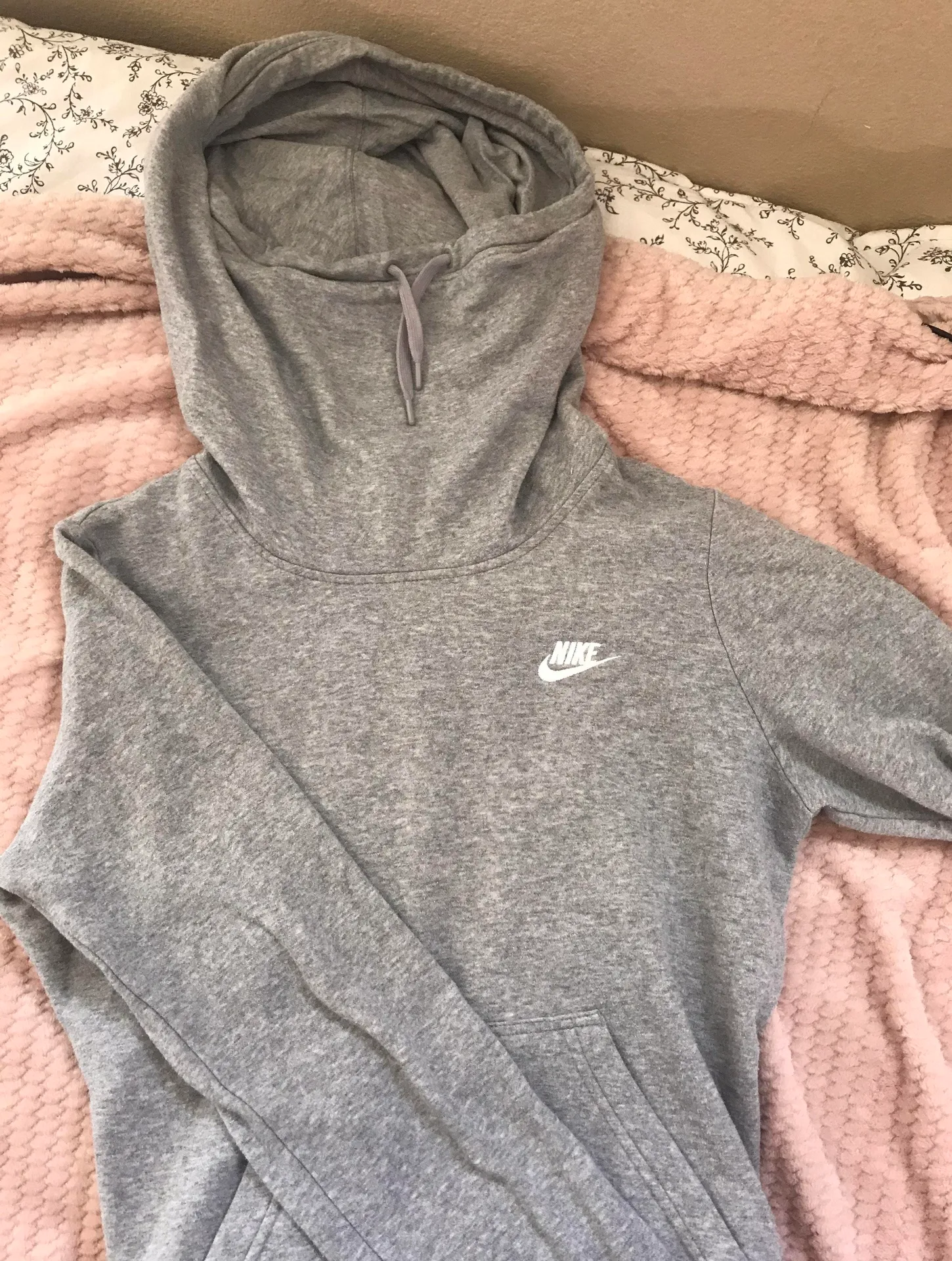 Nike Hoodie - Image 2