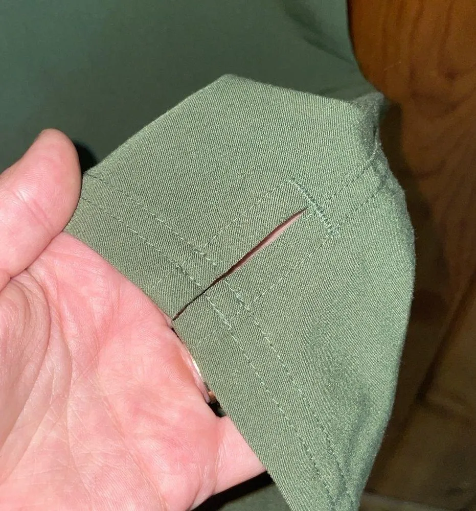 FIGS Dark olive yola fig pants size medium medical doctor nurse scrub pants green - Image 5