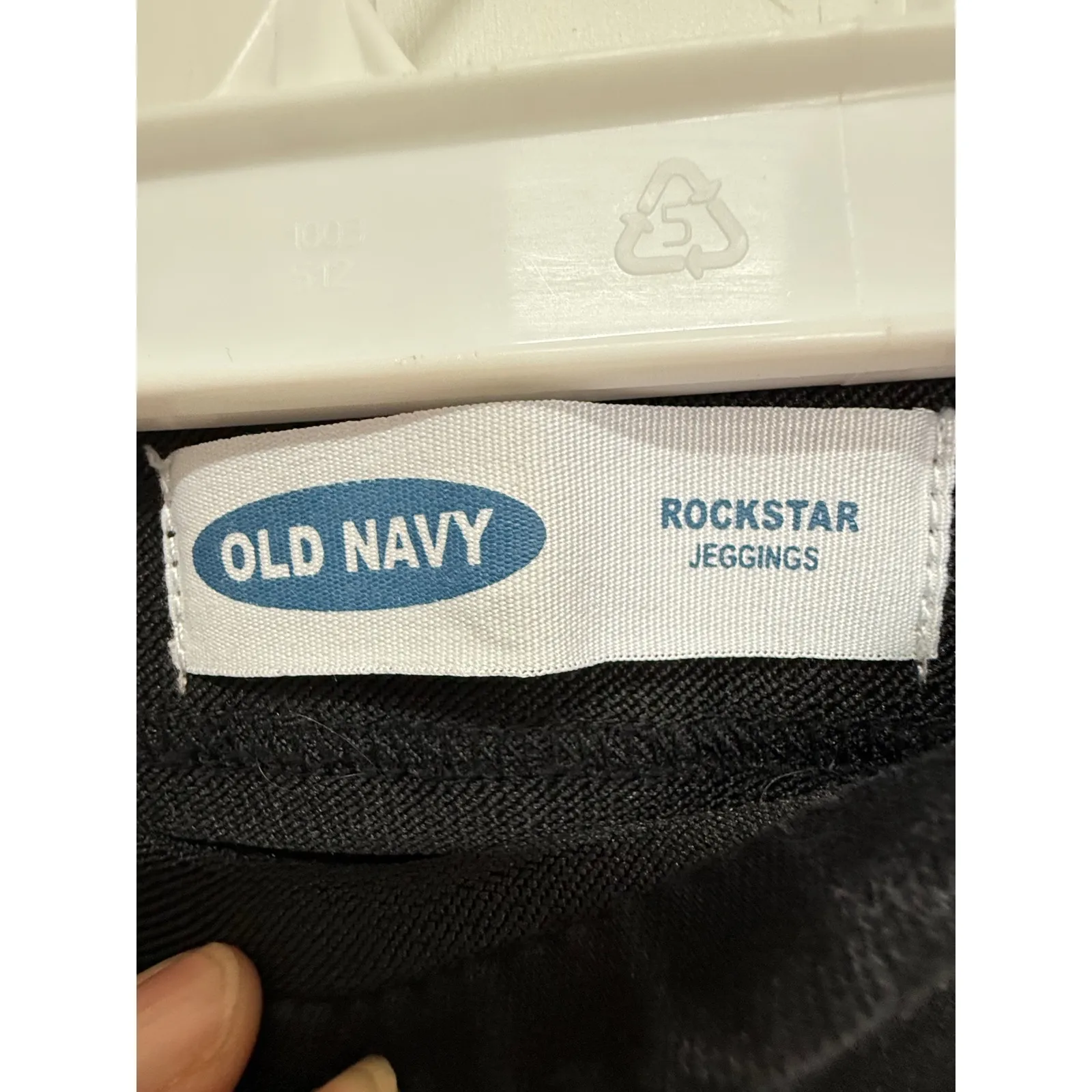 Old Navy The Rockstar Skinny Black Jeggings Pullover Denim Size 8 Women's - Image 4