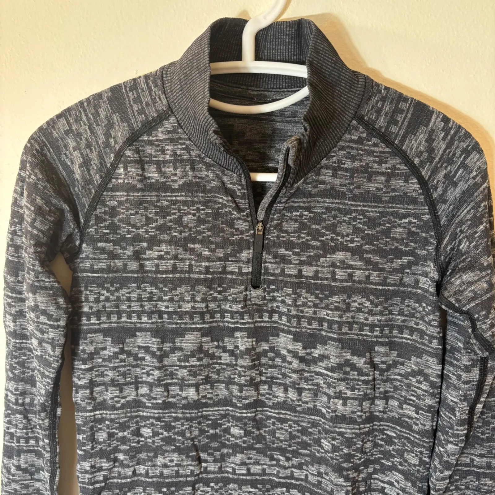 Lululemon Rest Less 1/4 Zip Pullover Size 4 - Image 2