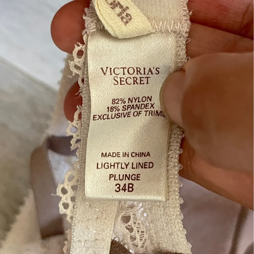 Victoria's Secret Bra lace lightly lined plunge Pink (size 34B) y2k pastel girly - Image 3