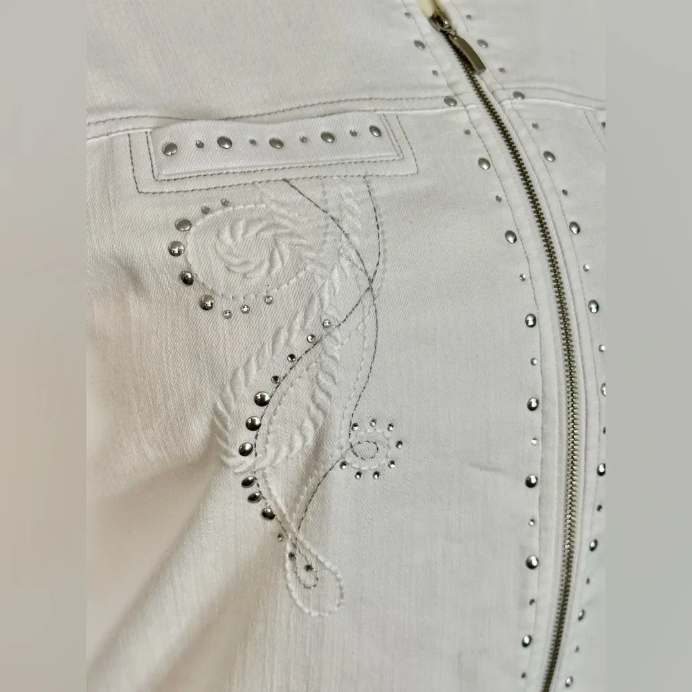 Alfred Dunner White Blazer with Textured Fabric and Rhinestone Accents (741) - Image 5