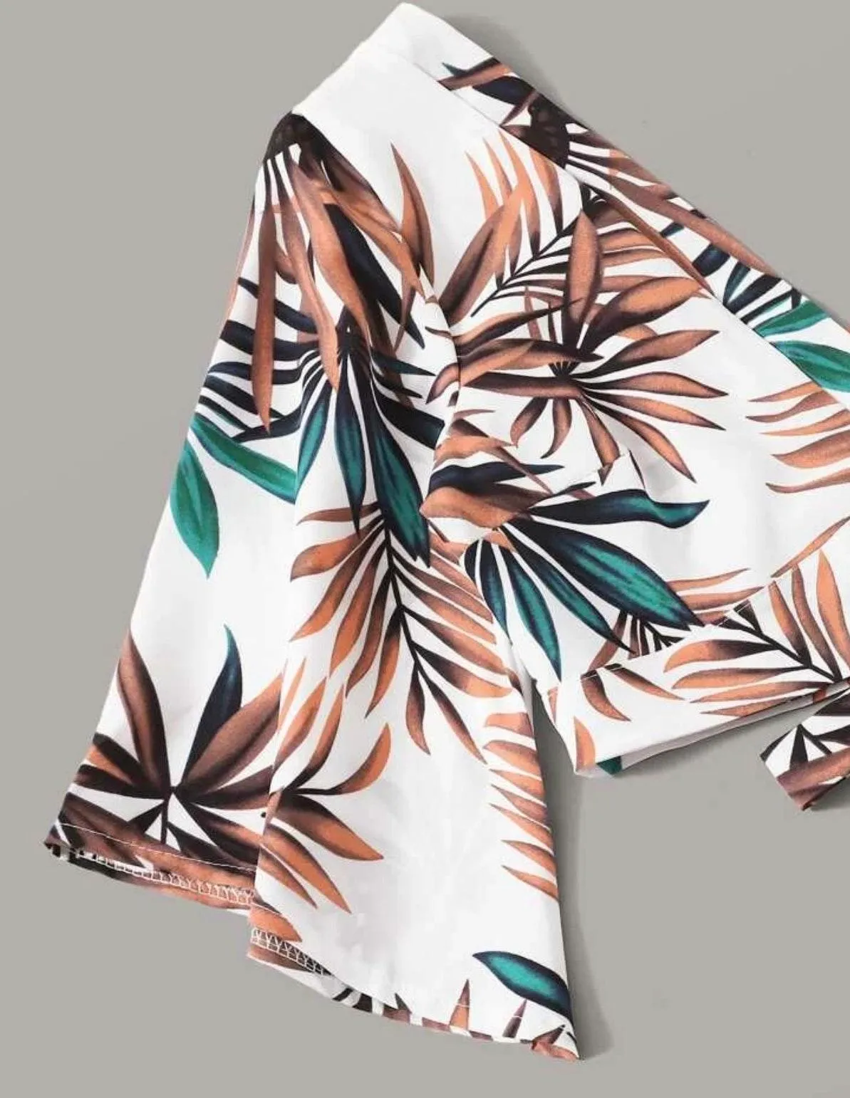 SheIn Tropical Crop/Short Set  - Image 5