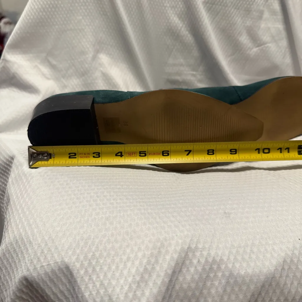 Chic Forest Green suede Ankle Booties Size 8 - Image 5