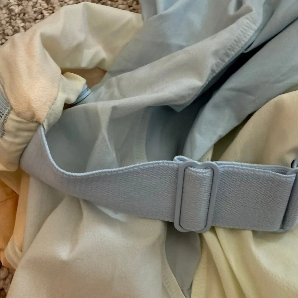 lululemon Madhappy Run Jacket packable lightweight collectors gift Size 4 small - Image 4