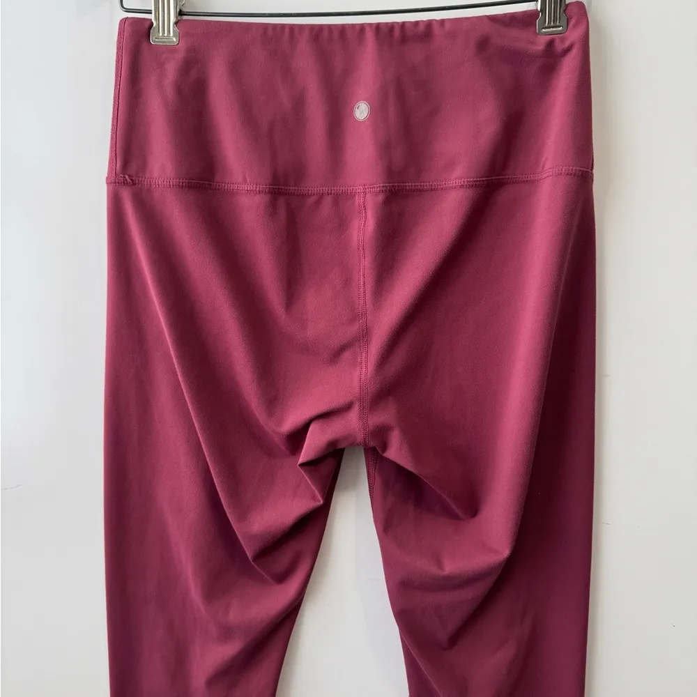 Yogalicious Burgundy Lux High Waist Capri Leggings‎ size Medium - Image 5
