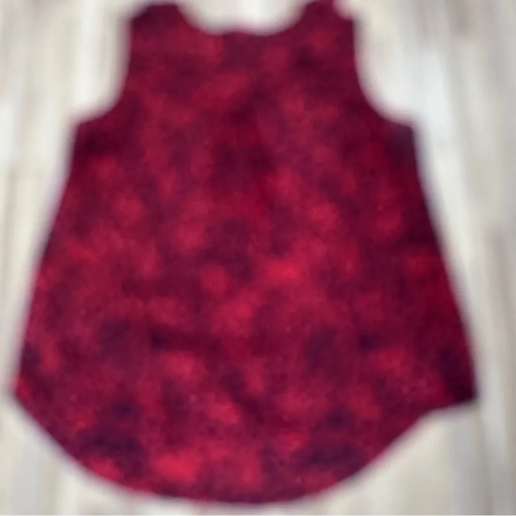 Women's Plus Size Floral Sleeveless Top in Red and Blue Size 1X - Image 6