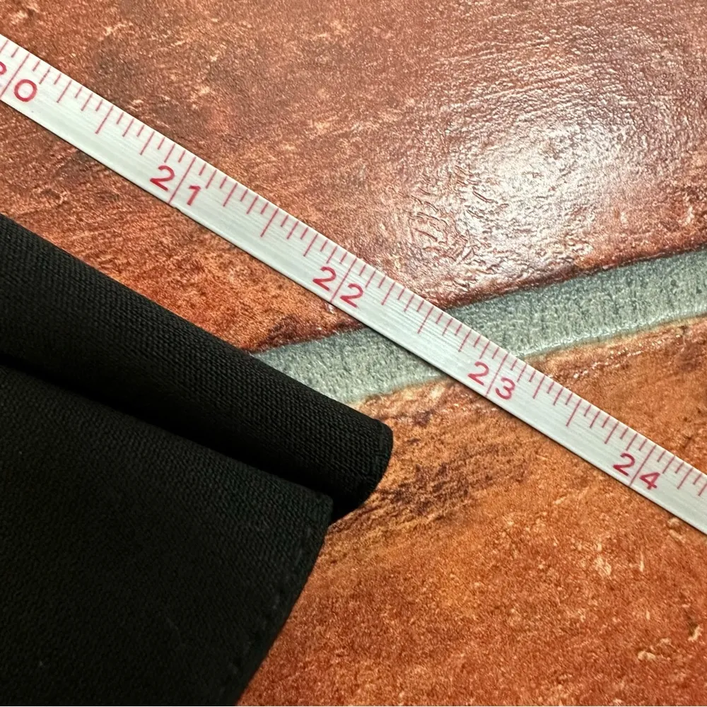 NWT Armani Collezioni Virgin Wool Skirt - Image 6