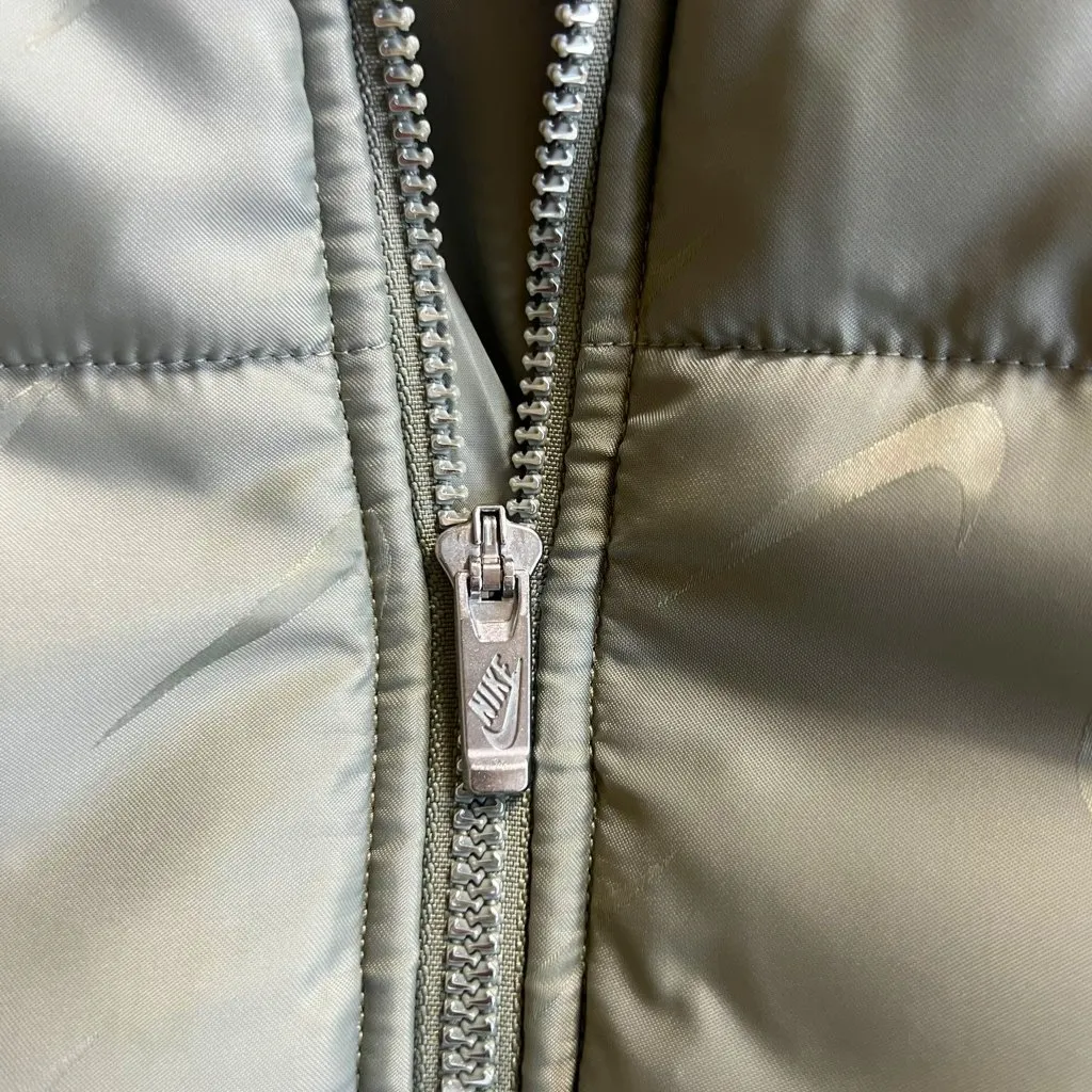 Nike Therma-FIT Rare All-Over Swoosh Puffer Jacket  Green Women's S Never Worn - Image 9