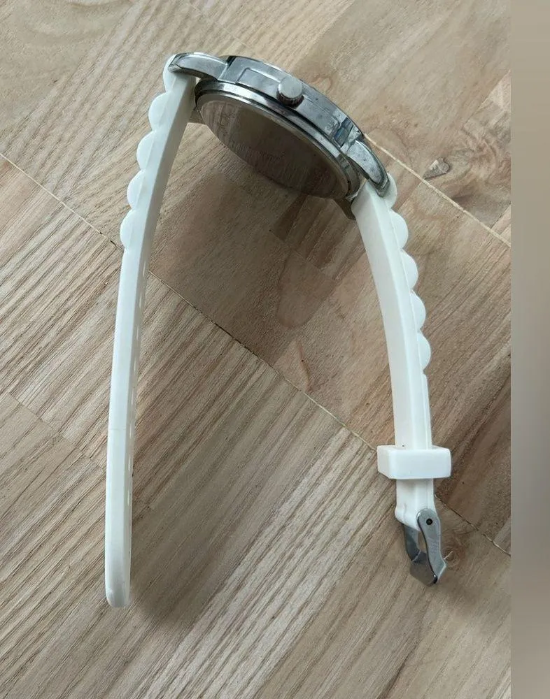 Fashion Watch Unbranded White - Image 6