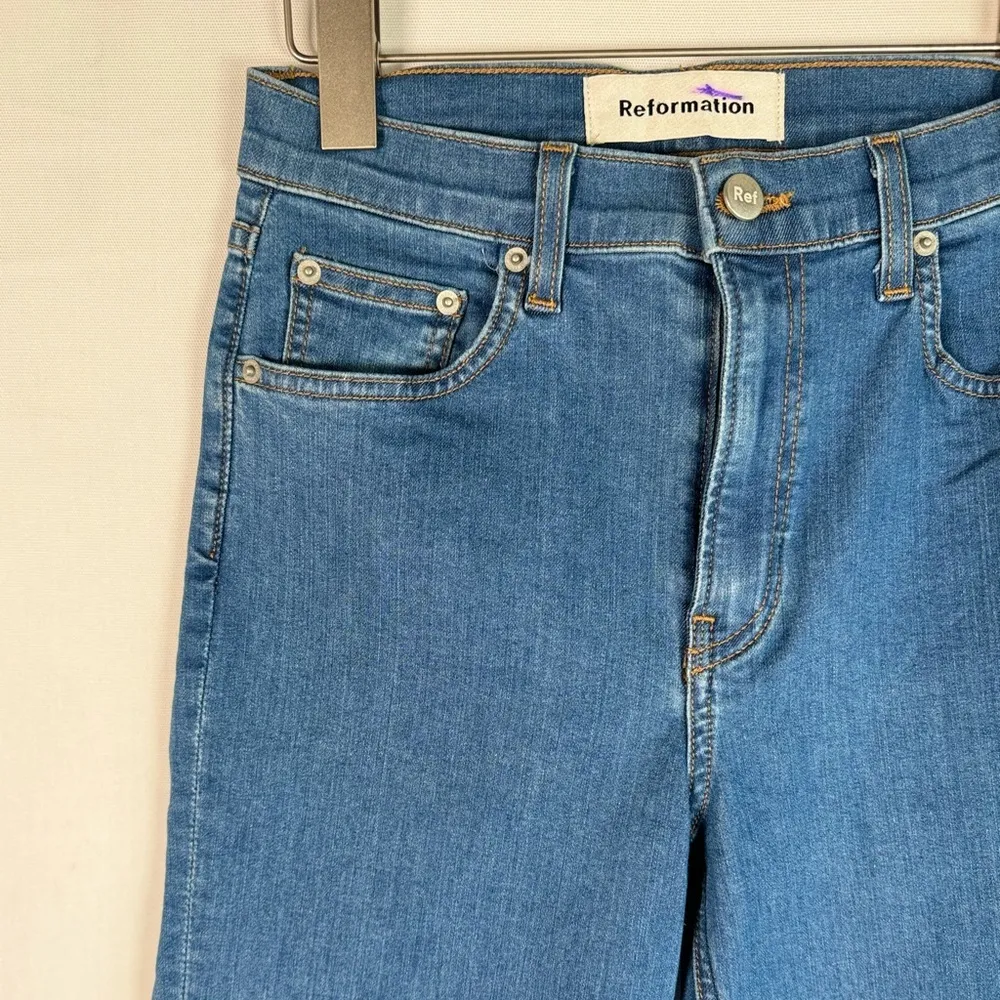 REFORMATION Mid-Rise Skinny Leg Jeans Size 27 Run Small. - Image 2