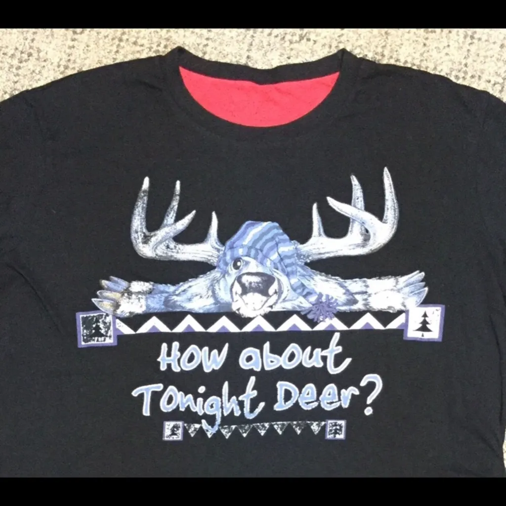 Legendary Whitetails Deer Graphic Reversible Red & Black PJ Nightshirt * Medium - Image 3