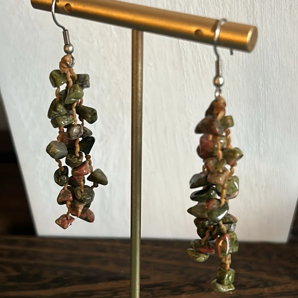 Handcrafted Artisan Unikute Jasper Gemstone Dangle Drop Earrings Green - Image 3