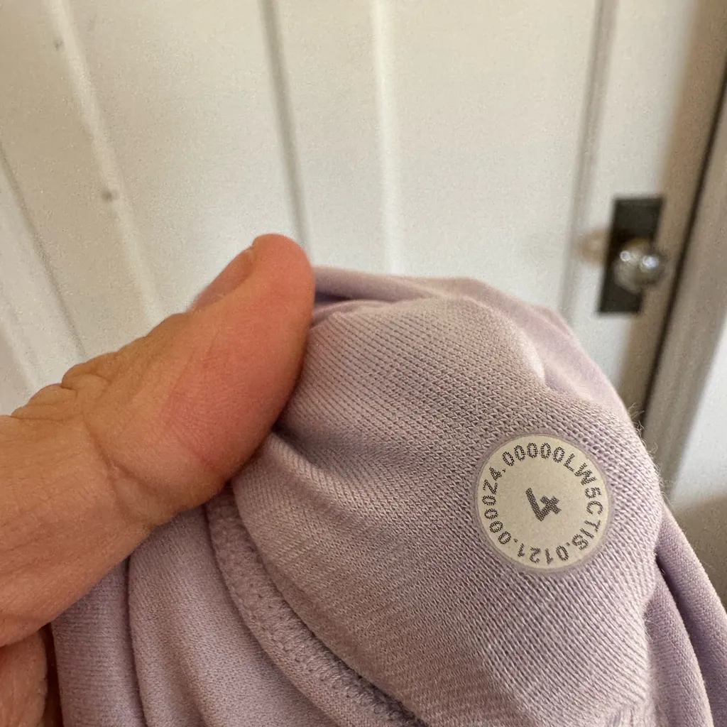 Lululemon Align High Rise pant 28” size 4. Light lavender/silver color - Image 6