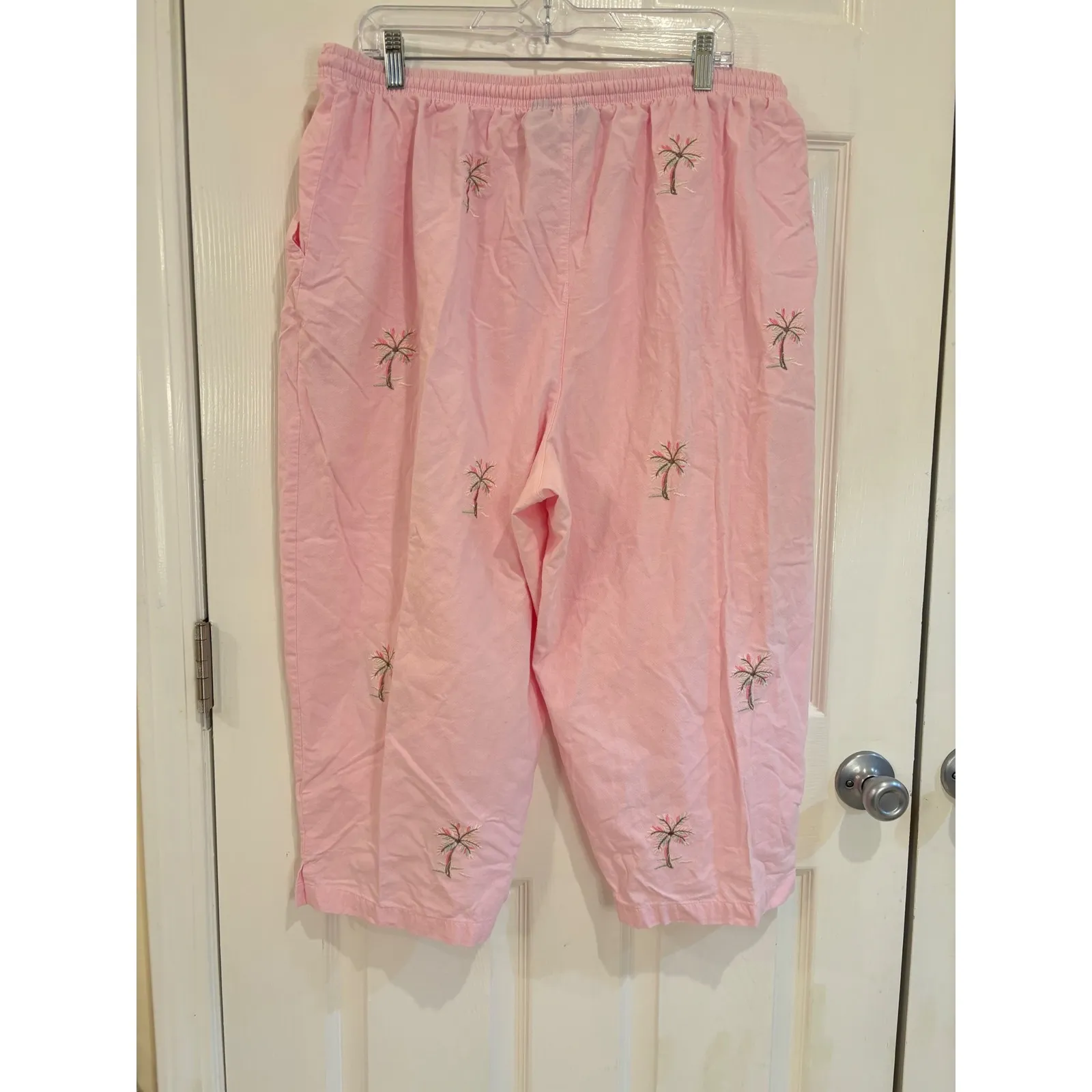 Ashley Woman 2X Pink Cotton Embroidered Palm Tree Capri Pants Drawstring Size XXL - Image 4