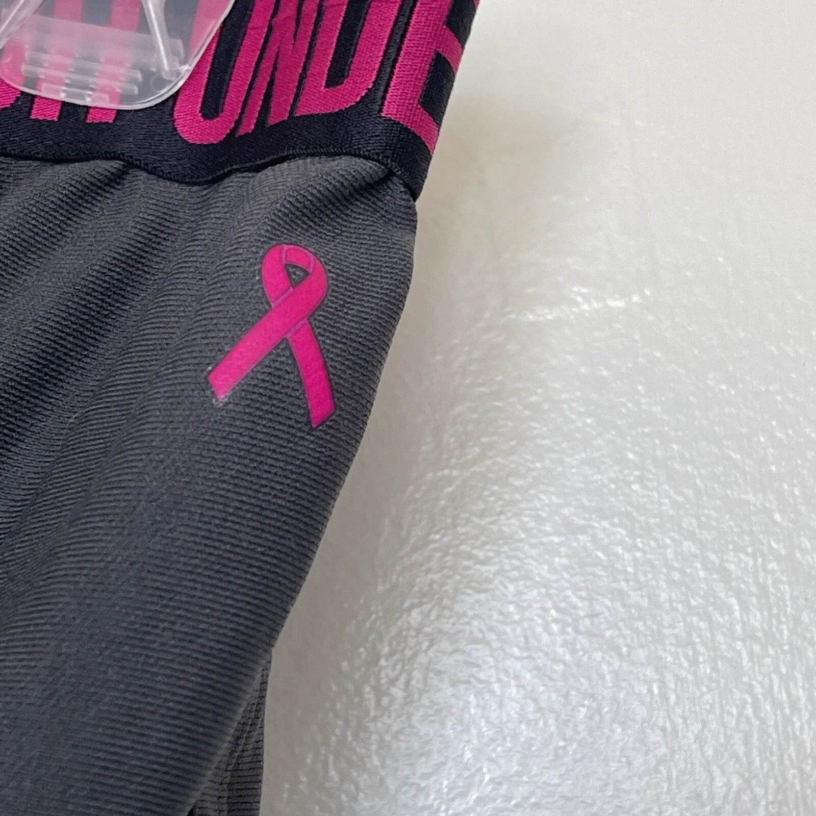 Under Armour Womens Shorts Sz Small Breast Cancer Pink October Charity Run Logo - Image 7