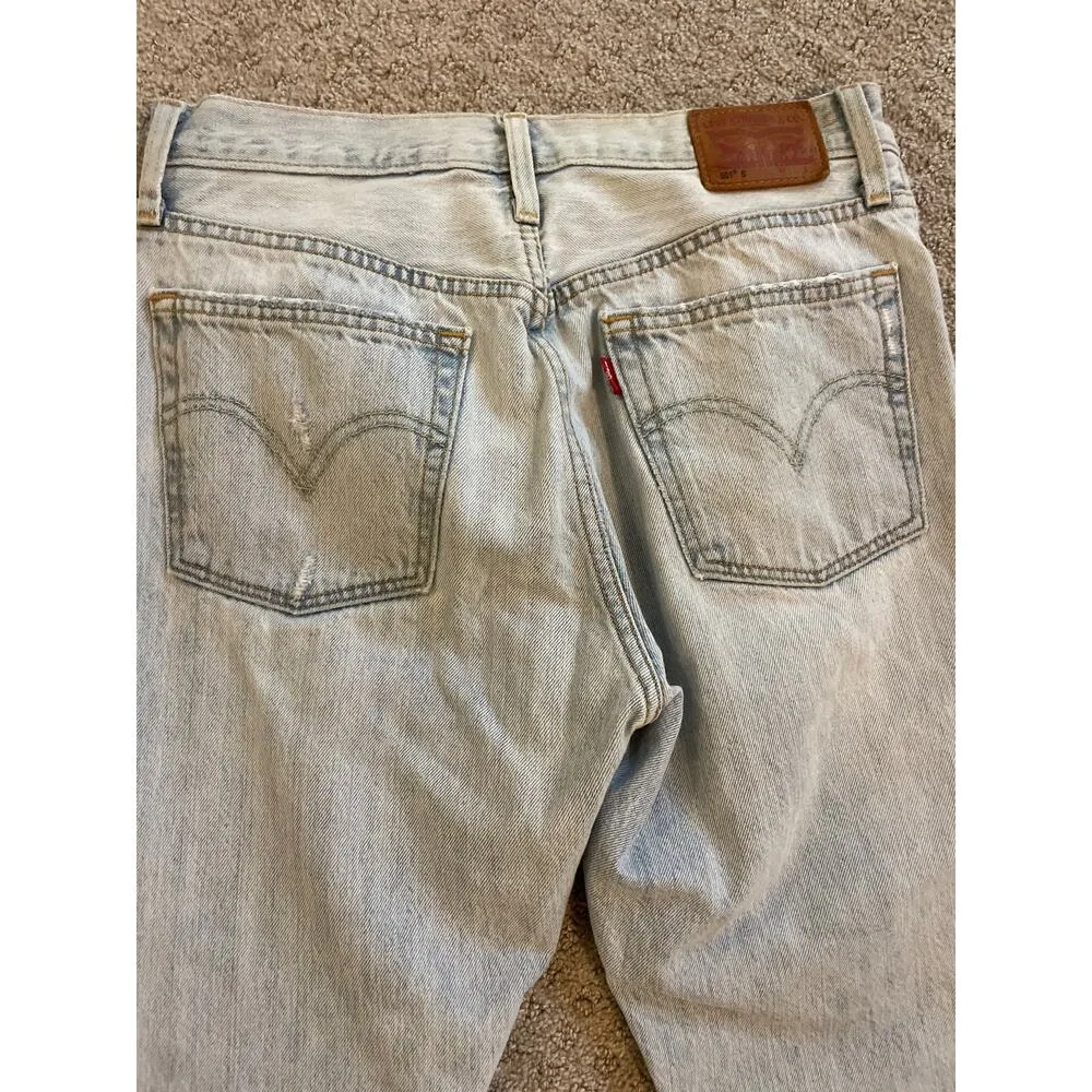 Levi’s Light Denim Wash Distressed Button Up High Waist Skinny Jeans - Image 7