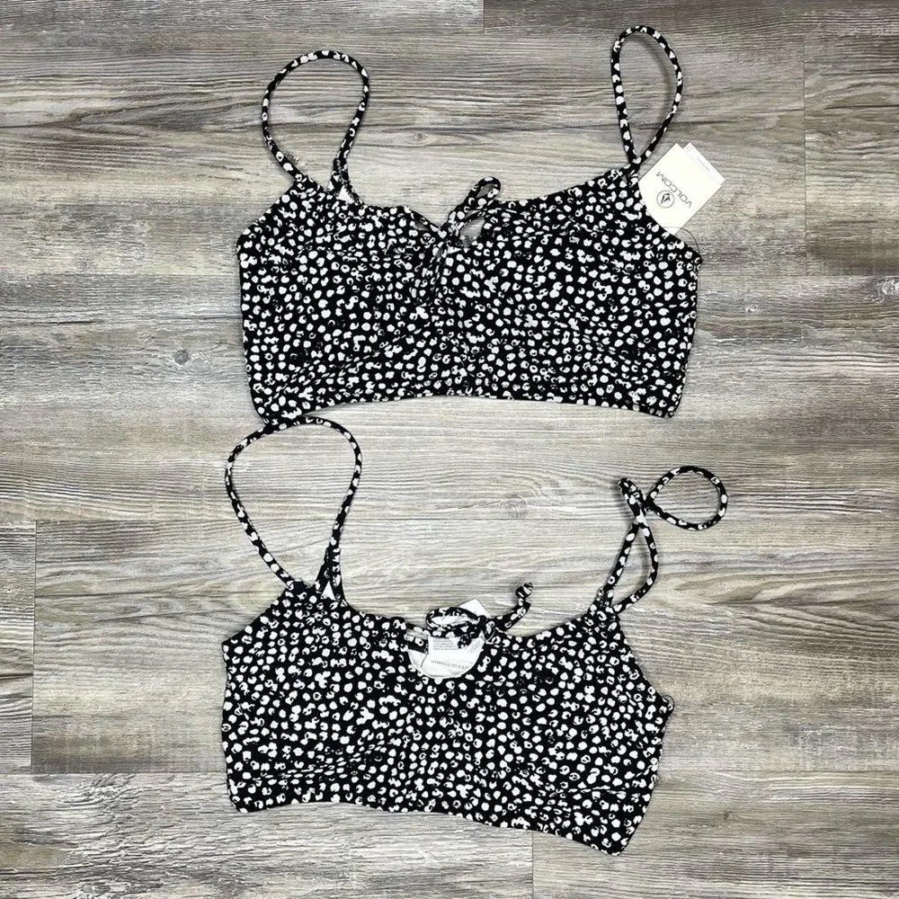 Volcom Women's Black/White Ain't Dot You Crop Pullover Bikini Swim Top sz XS - Image 2