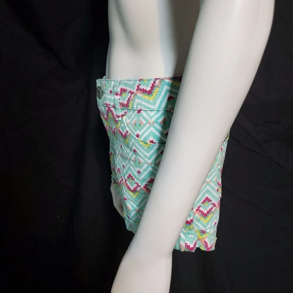 Celebrity Pink Blue, White, Pink, & Yellow Shorts - Image 3