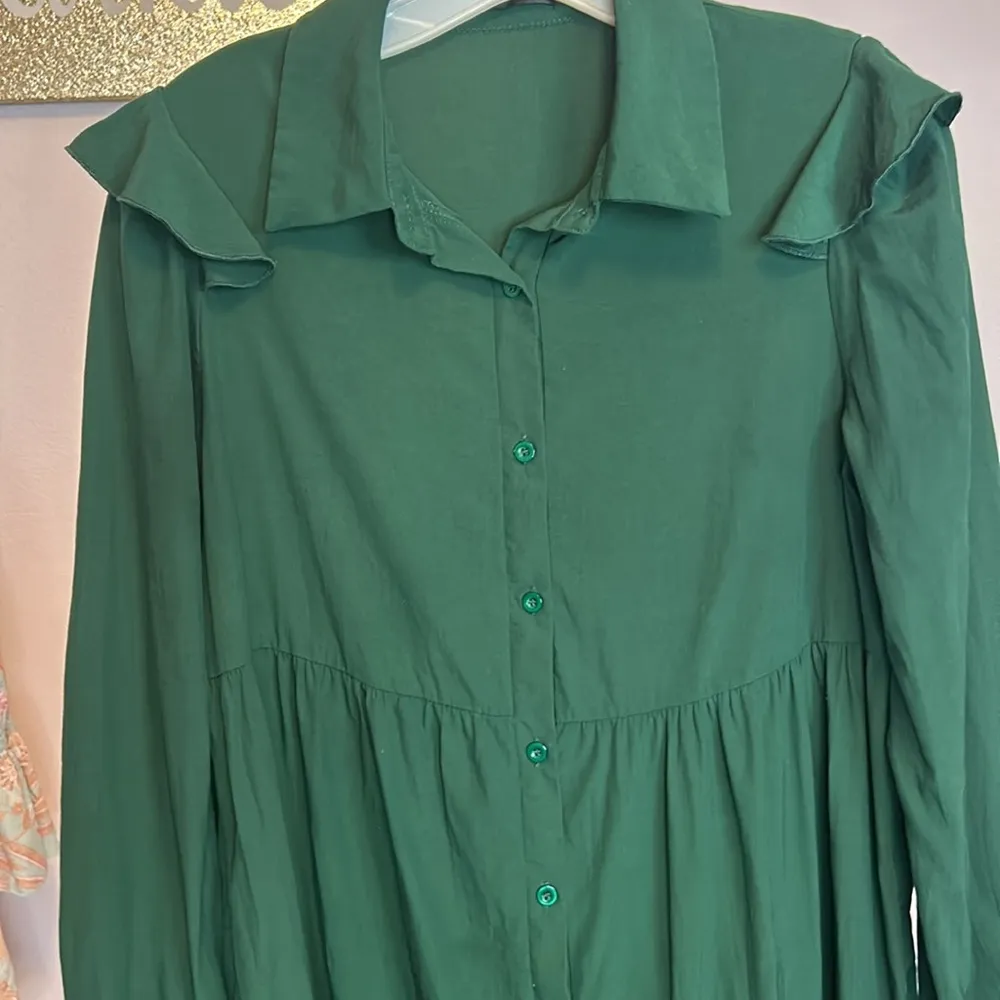 SHEIN Dress Hunter Green Ruffle At Shoulder L/S Midi - Image 5