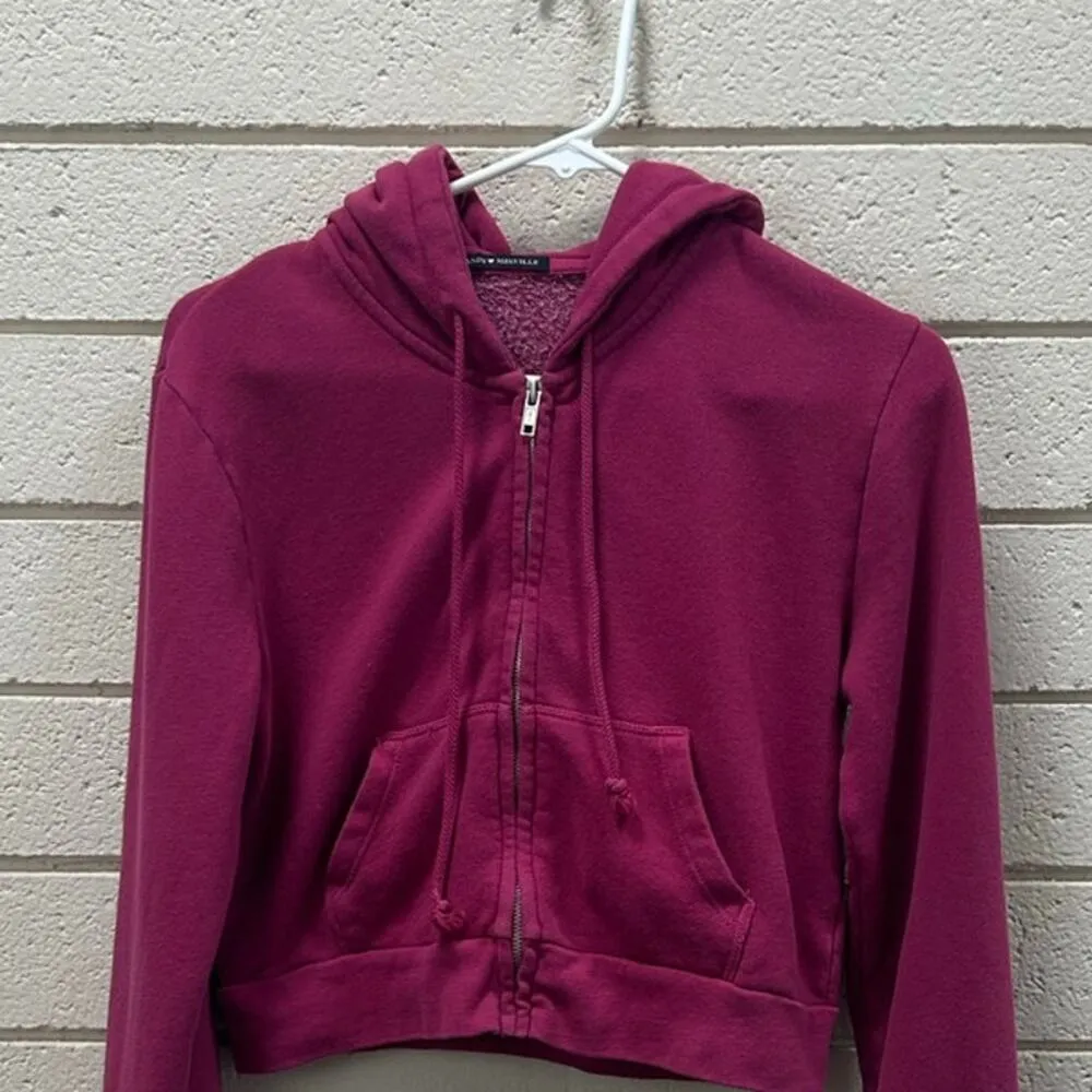 Brandy Melville Cropped Zip Up Hoodie one size - Image 7