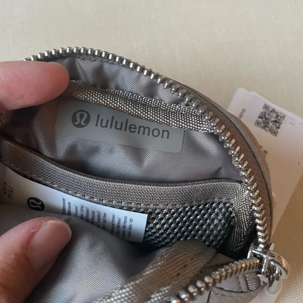 Lululemon  Everywhere Belt Bag Nano - Warm Ash Grey - Image 8