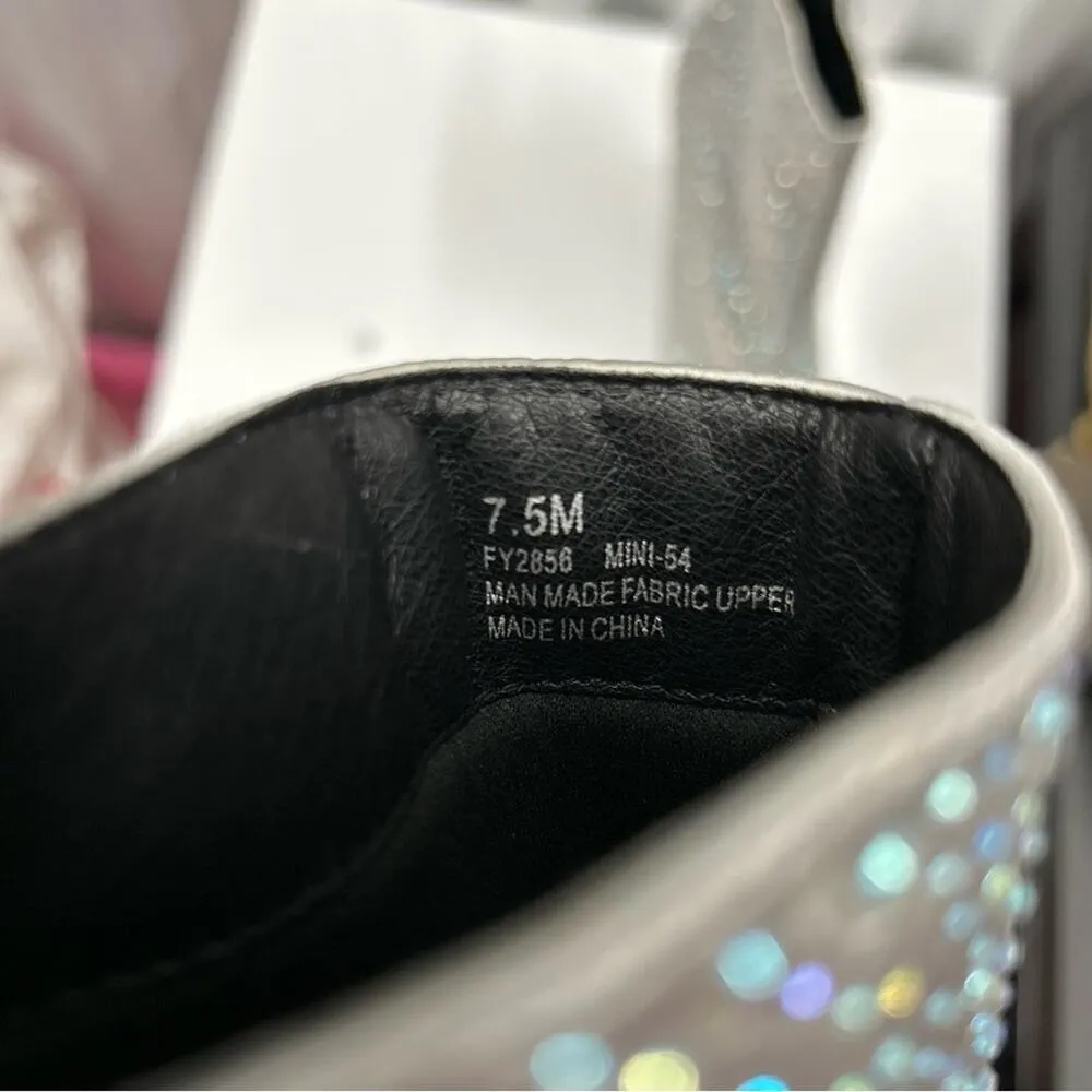 Cape Robbin Rhinestone Pointed Toe Heeled Ankle Bootie 7.5 - Image 4