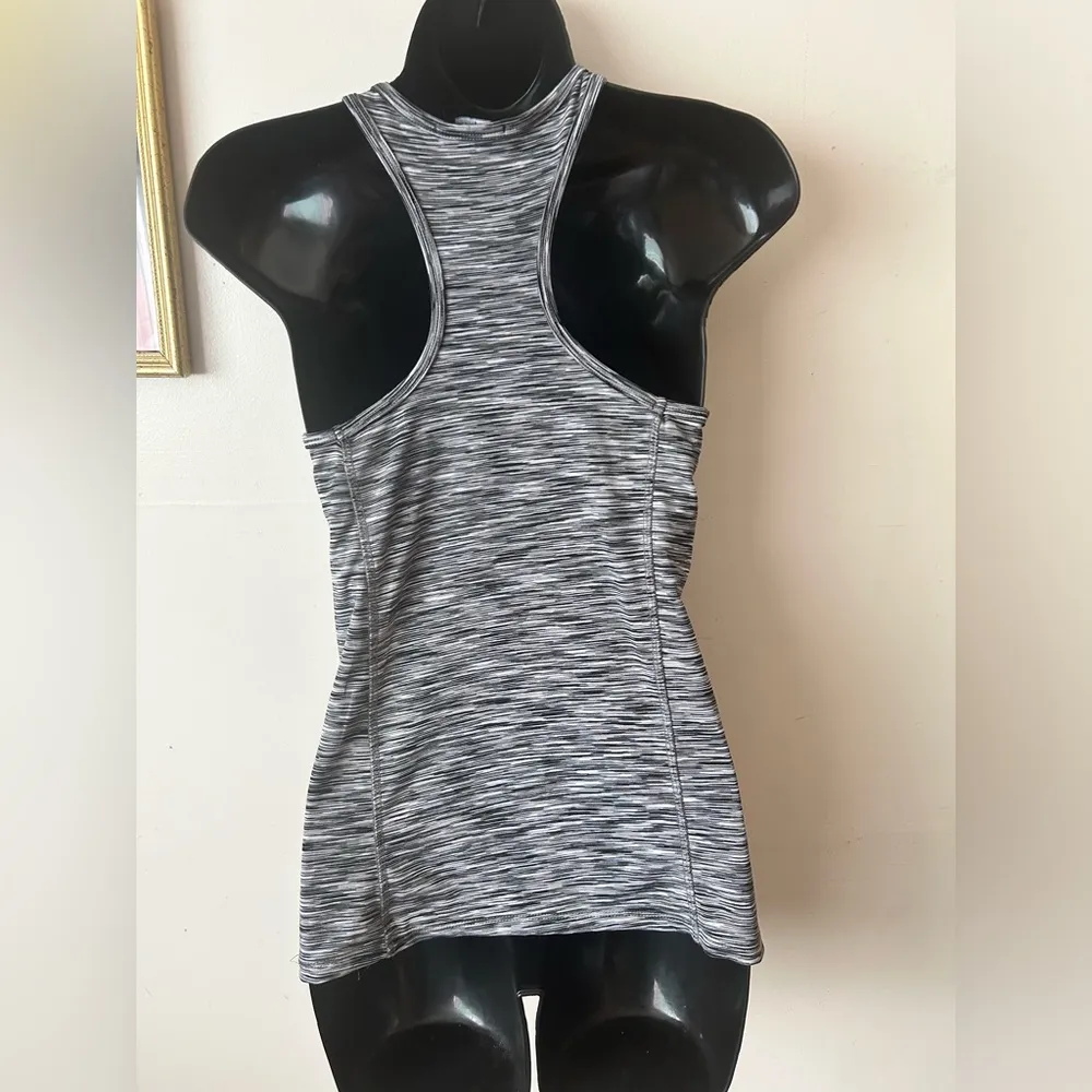 Workout Set— Racerback top and leggings Gray - Image 9