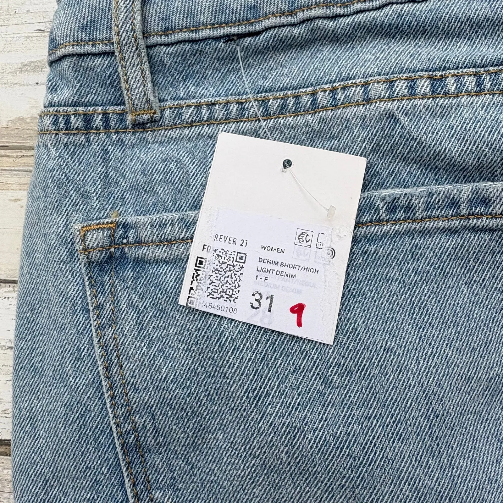 Forever 21 Jean Shorts 31 NWT Light Wash Denim High Rise Mushroom Boho Festival - Image 4