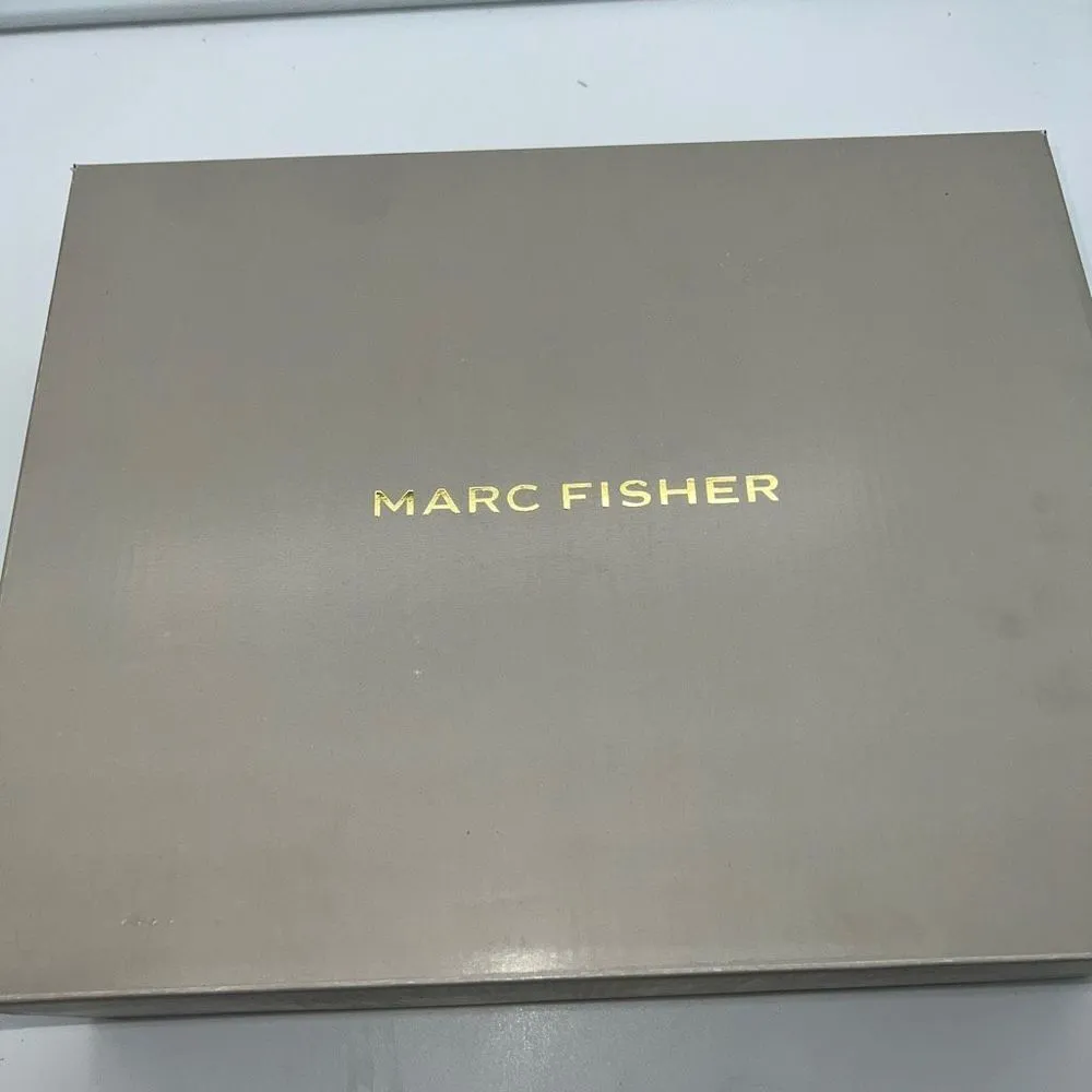 Badgley Mischka Collection Rebekah Block Heel Sandal in Silver - Image 10