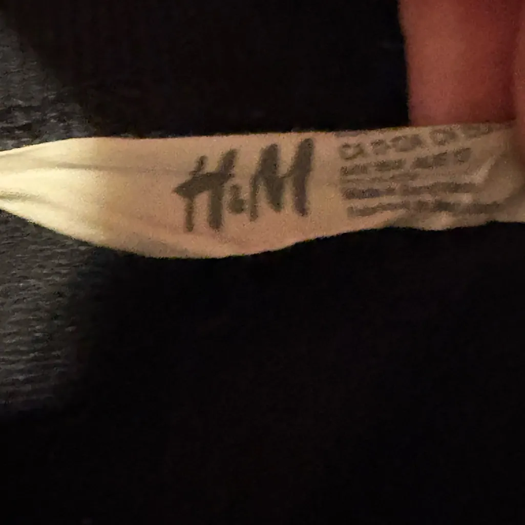 H&M Black High Thigh Short Shorts with NYC Print XS - Image 3