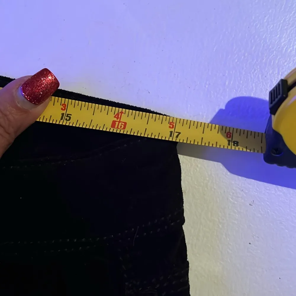 BKE boutique velvet pants size 31 - Image 6