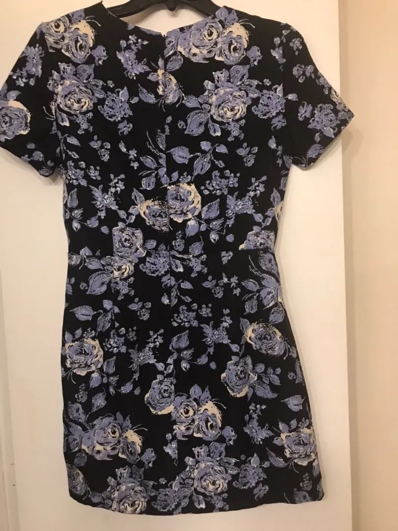 Floral Cut-Out Dress - Image 2